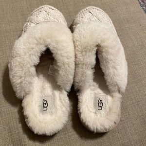 Size 10 brand new slip on UGG slippers!!! Cream and woven material
